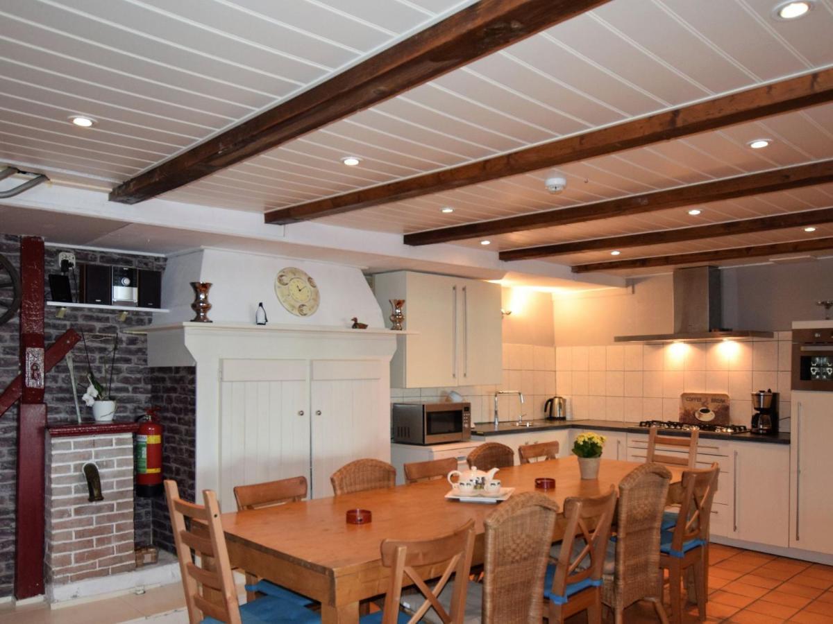 Quaint Farmhouse Near River In Oosterwijk Leerdam Luaran gambar