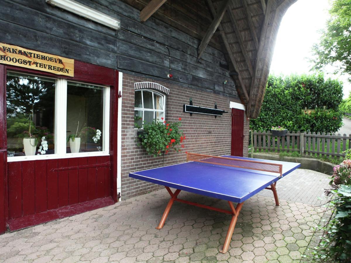 Quaint Farmhouse Near River In Oosterwijk Leerdam Luaran gambar