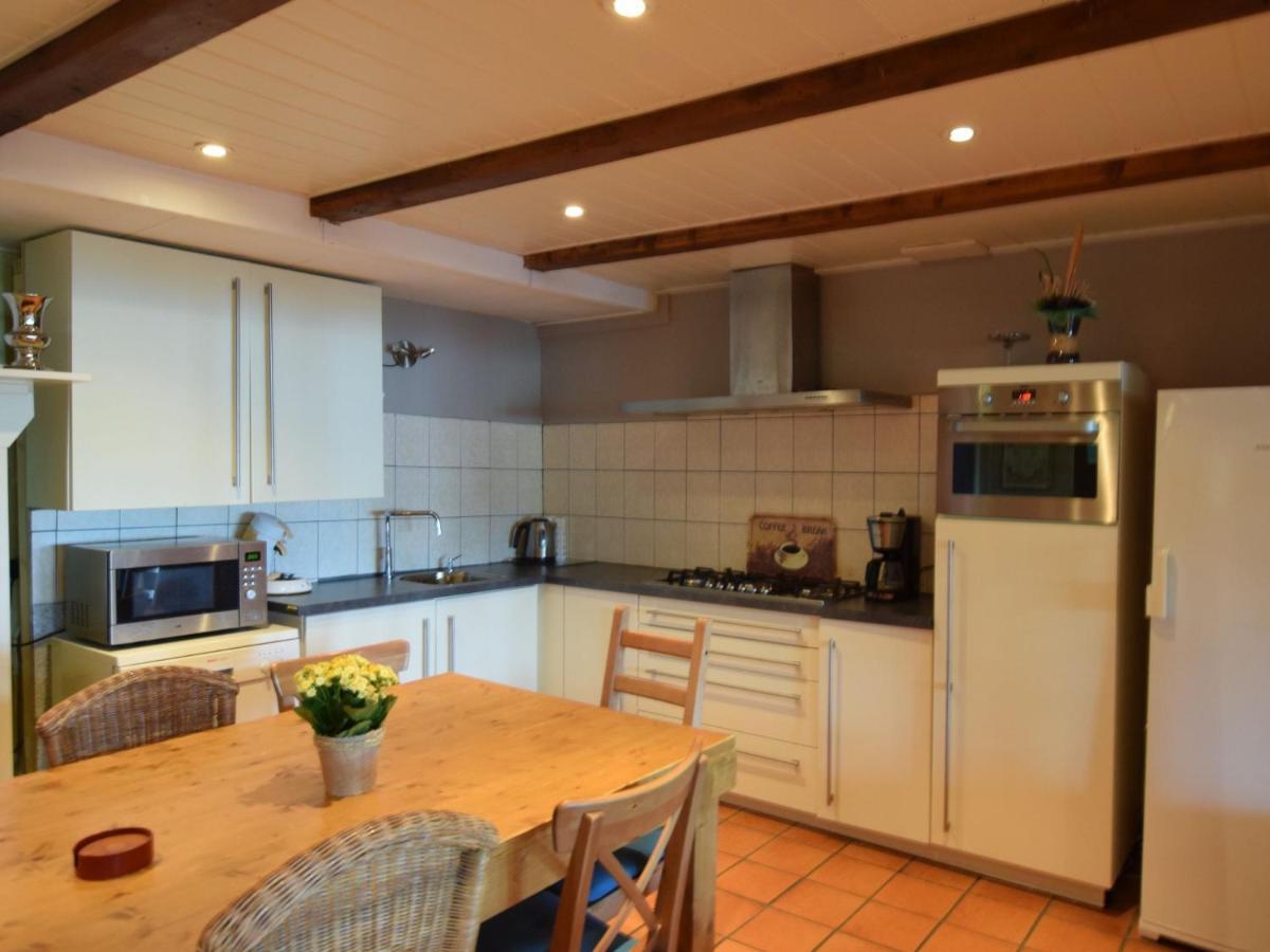 Quaint Farmhouse Near River In Oosterwijk Leerdam Luaran gambar