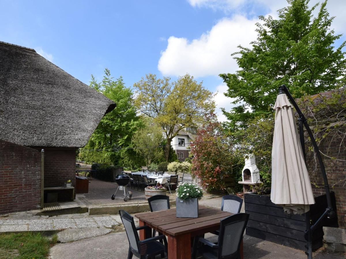 Quaint Farmhouse Near River In Oosterwijk Leerdam Luaran gambar